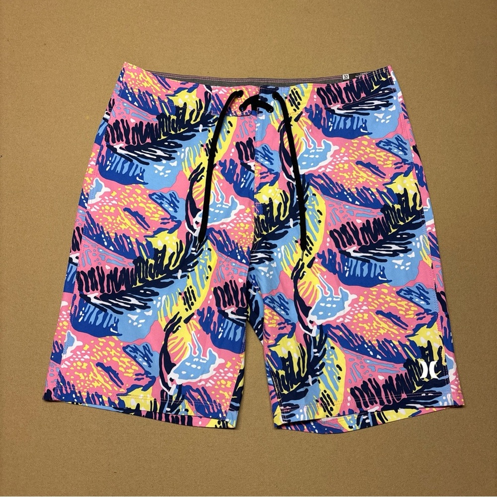 DC Colorful Graphic Board Shorts